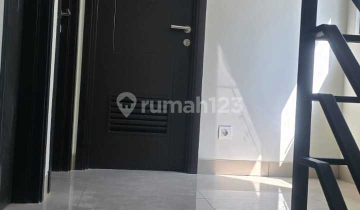 Rumah 2 Lt Cluster Regia di Summarecon Crown Gading Bekasi 2
