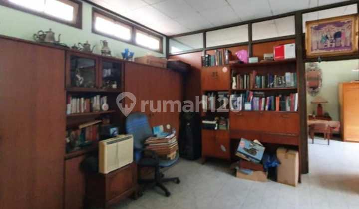 Di Jual Rumah 2 Lantai di Cempaka Putih, Jakarta Selatan 2
