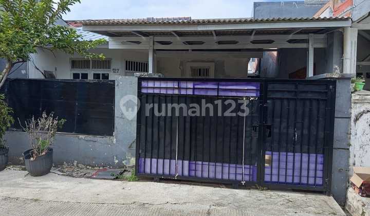 For Rent House in Harapan Indah, Bekasi For Rent House in Harapan Indah, Bekasi
