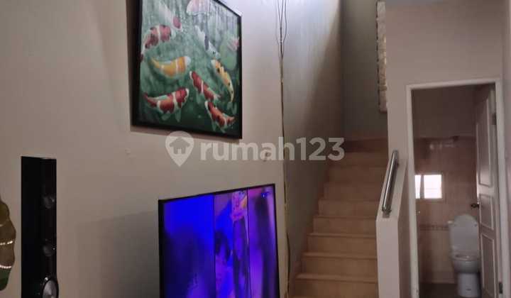 For sale 3-story house in Prima Harapan Regency Bekasi