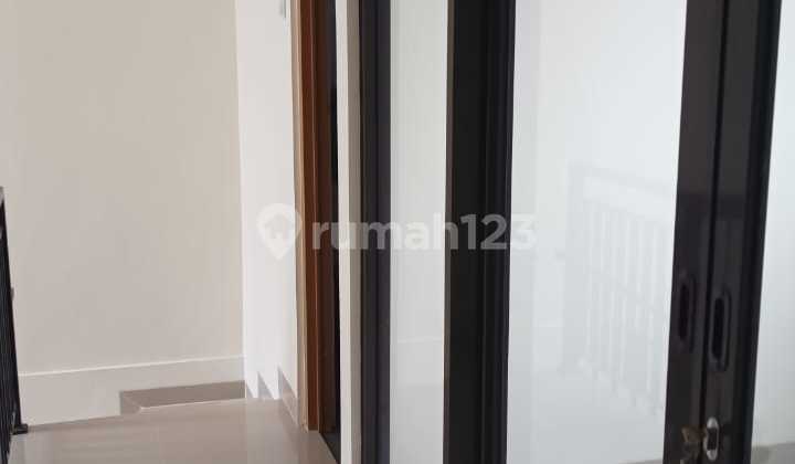 Rumah 2 Unit Bagus Dan Baru Di Perumahan Bintang Metropol Bekasi Utara 2