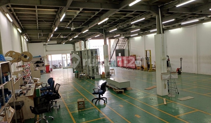 Quick Sale 2-Story Warehouse in Taman Tekno BSD Quick Sale 2-Story Warehouse in Taman Tekno BSD