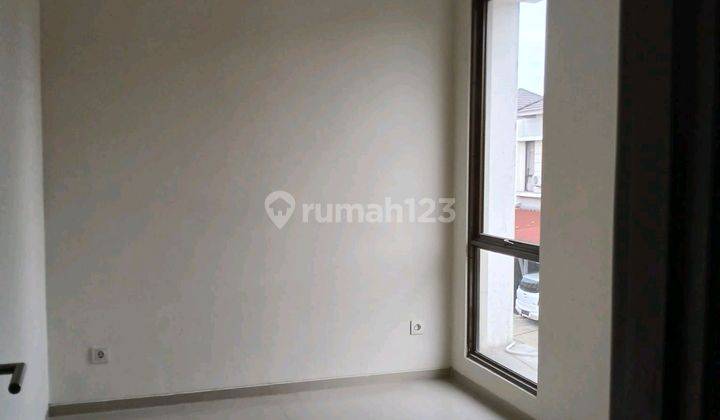 Rumah 2lantai Di Graha Raya Bintaro 2