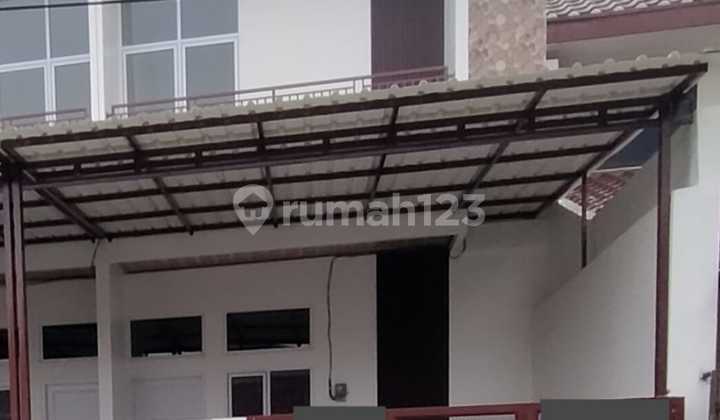 Rumah Minimalis Keren Baru Di Harapan Indah 