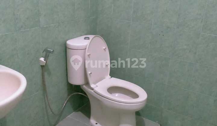 Rumah Bagus Cluster Aralia Harapan Indah Bekasi 2