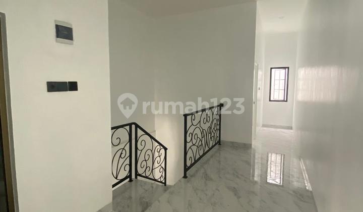 Rumah Baru 2 Lantai Di Harapan Indah  2