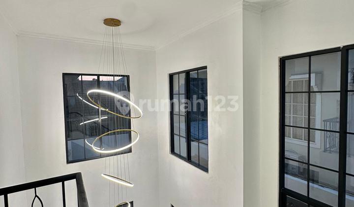 Luxury Spacious House for Sale, Ready to Occup 2