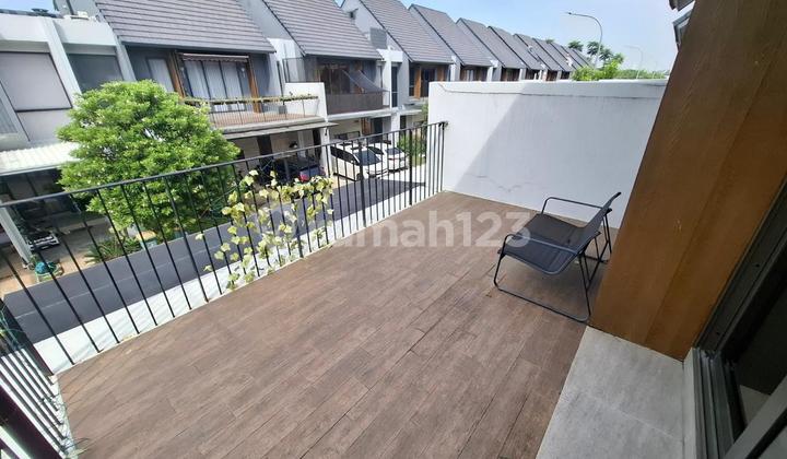 Rumah Hook Siap Huni di Wisteria Cakung Jakarta Timur 2
