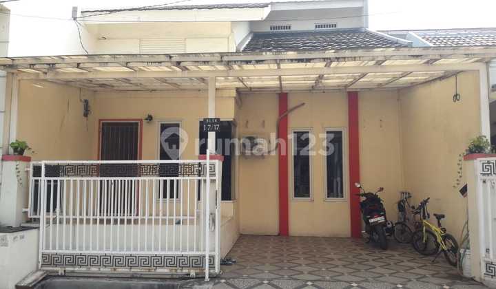 Rumah 1 1/2 Lantai Di Boulevard Harapan Indah 1