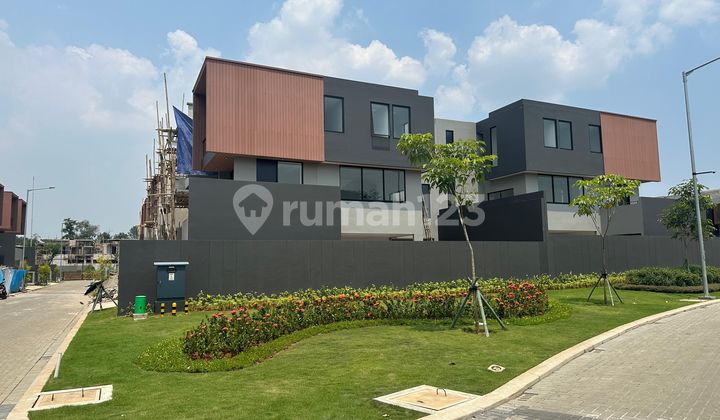 3-Storey House Hook Position Shila At Sawangan Independent Area