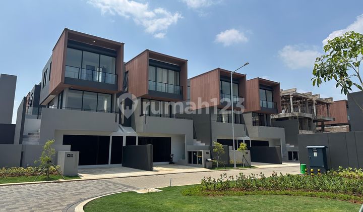 Luxury House Free VAT Ready to Live in Exclusive Premium Area