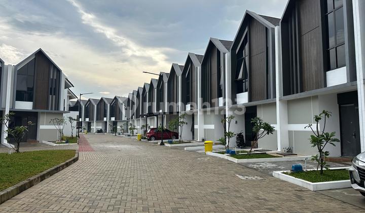 2-Story House Promotion No Down Payment Strategic Location Karawaci