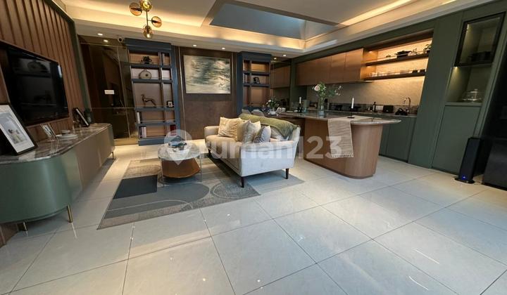 Luxury Ready-to-Occupy House in a Premium Area with a 26ha Natural Lake