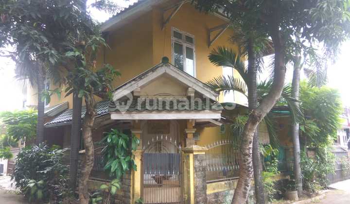 Rumah Puri Gading Besar Atap Tinggi Dekat TOL jatiwarna 