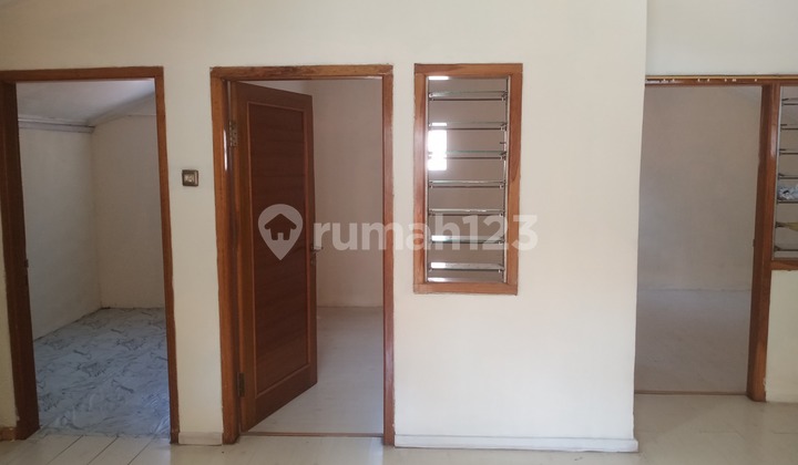 For Rent Rumah di Kota. Dekat Dgn Sekolah Pasar dan Mall 1