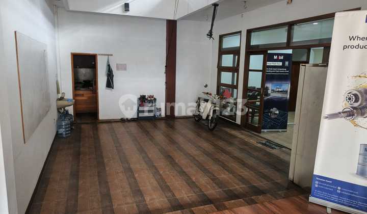 Dijual Rumah Strategis Di Kota Bandung. 