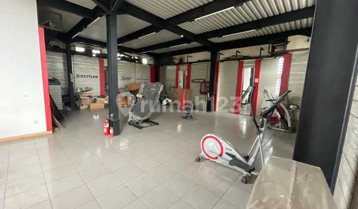 *For Sale or For Rent: Shop House on Main Road Jl. Merdeka* 2