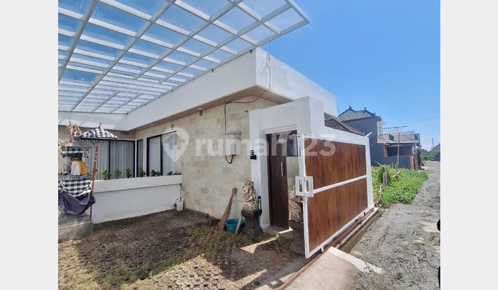 Semi Villa House for Sale in Ketewel Area, Gianyar.
