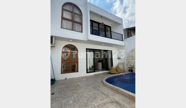 Stunning Mediterranean Villa for sale in Berawa, Canggu 