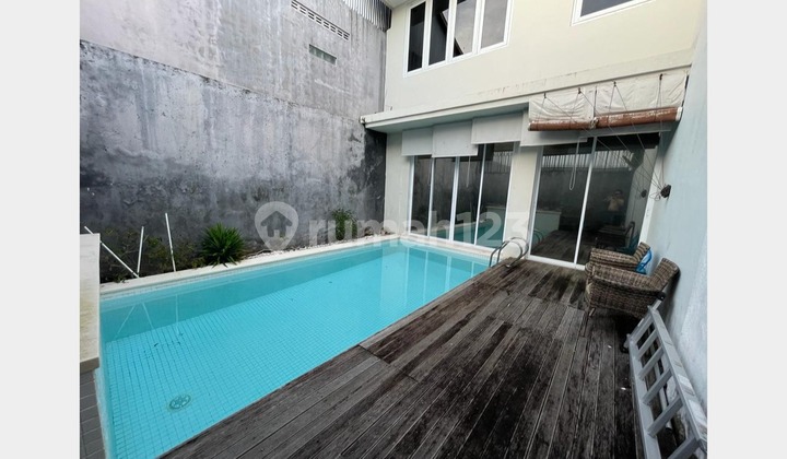 For Sale: Luxurious Villa Ready Unit in Exclusive Jimbaran Area, South Kuta, Badung