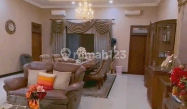 Di jual rumah mewah hook 0 jalan gayung kebonsari Di jual rumah mewah hook 0 jalan gayung kebonsari