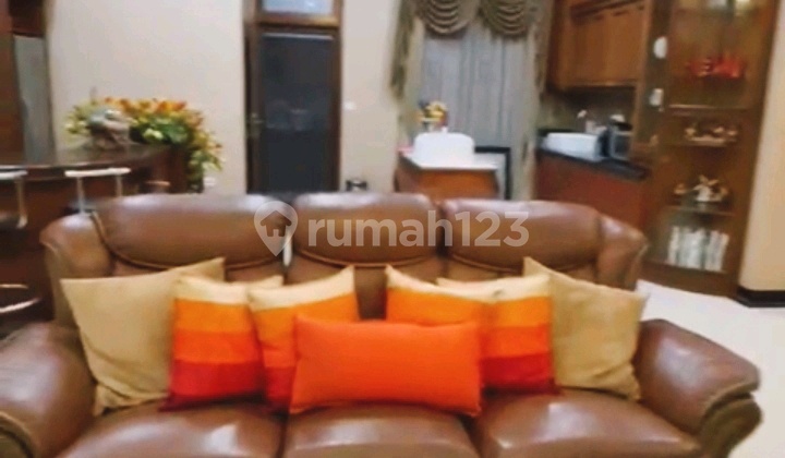 Di jual rumah mewah hook 0 jalan gayung kebonsari 2