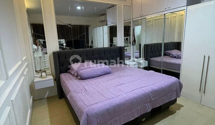 2-Storey House in Menganti in Good Condition 2