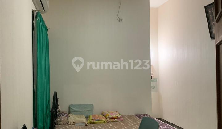 Dijual Rumah Terawat Cocok untuk Kantor di Jemursari 2