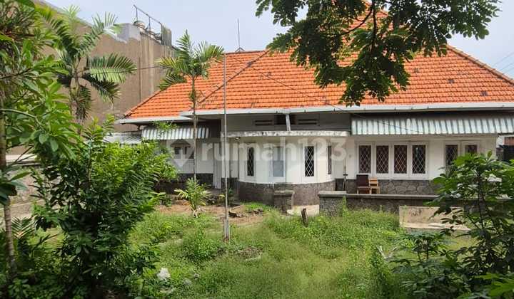 For Rent Middle Hook House Surabaya City