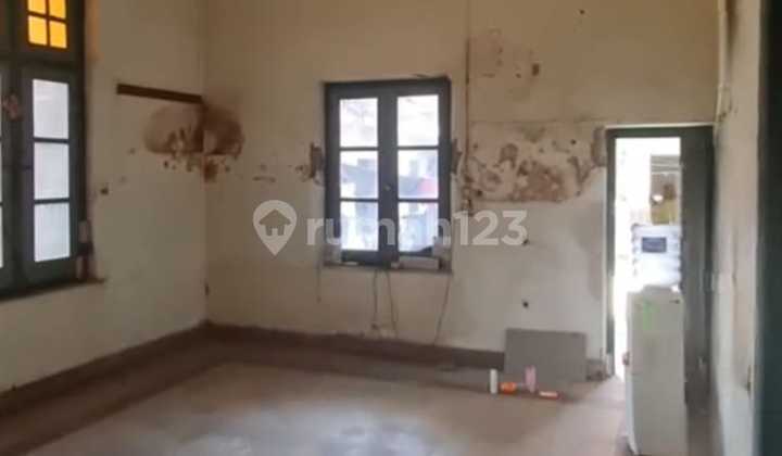 Dijual Rumah Bangunan Belanda Tengah Kota Hitung Tanah 2