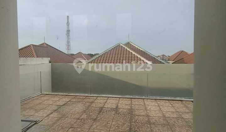 For Sale: Pakuwon Indah House, Favorite Lariz Embassy Cluster 2