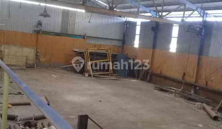 Gudang Lingkar Timur