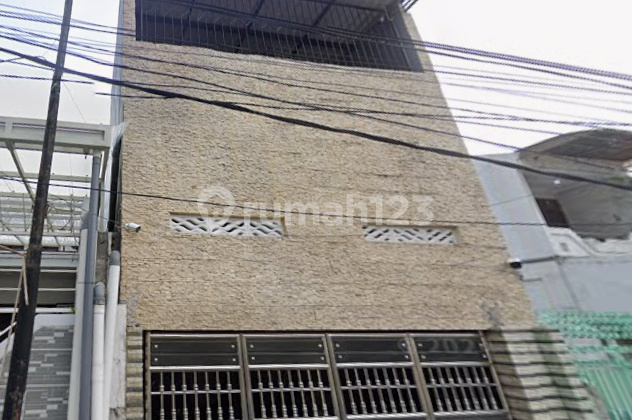 Dijual Rumah 2Lantai Petemon Sidomulyo