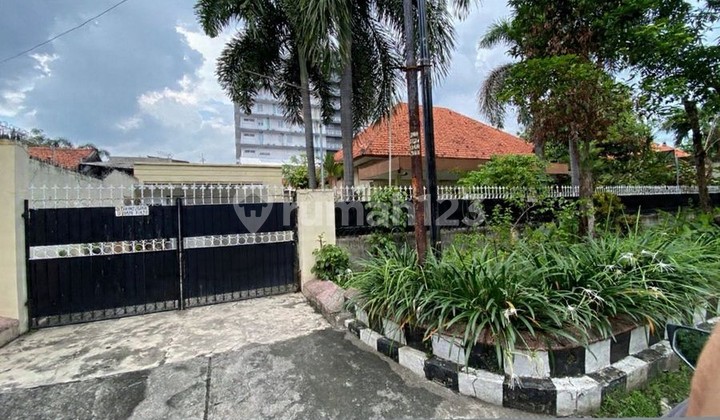 City Center House, A Step to Diponegoro Street