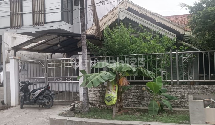 Raya Darmo Permai Selatan 10X25 Kt3 Cocok untuk Kantor / Hunian Raya Darmo Permai Selatan 10X25 Kt3 Cocok untuk Kantor / Hunian