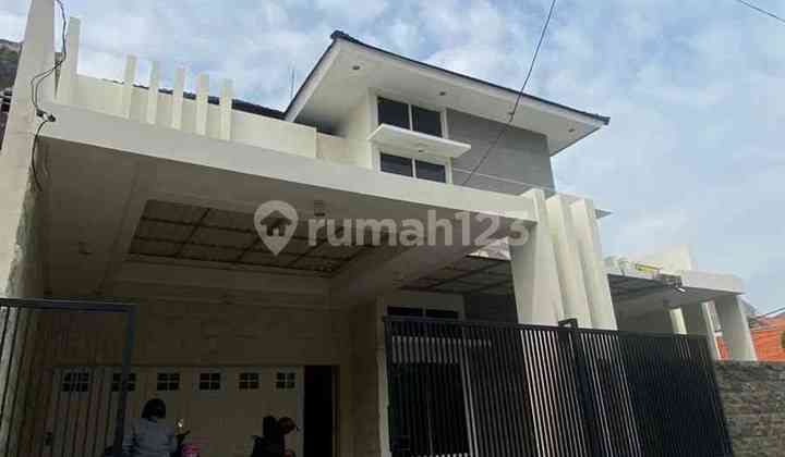 Rumah Minimalis Modern Darmo Permai Selatan Full Furnish Bagus 2