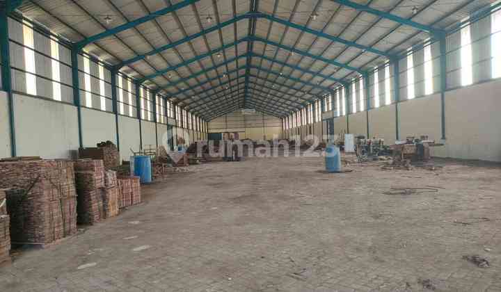 Warehouse for Rent in Kepatihan, Menganti, Gresik