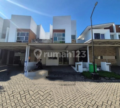 Royal Residence Cluster Greenwich 7X16 Royal Residence Cluster Greenwich 7X16