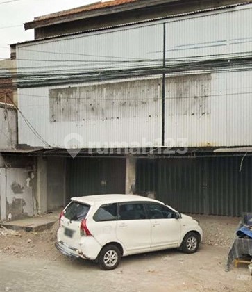 Gedung Komersial Raya Gedangan: Investasi Strategis Sidoarjo!