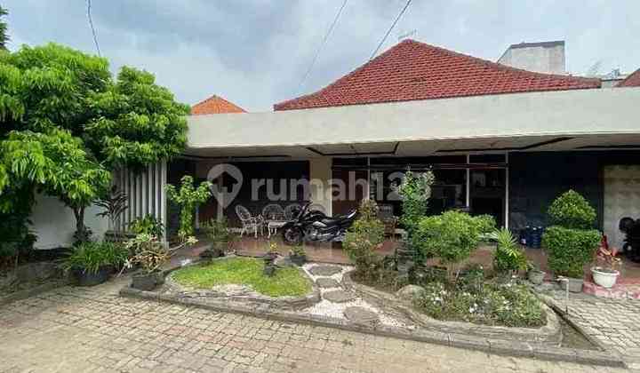 Dijual rumah tengah kota komersial area, PRIME LOCATION