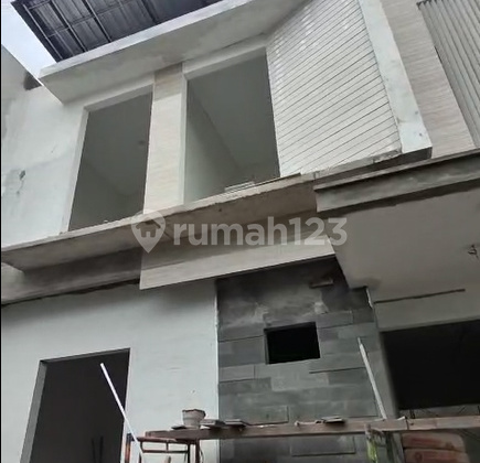 Rumah Surabaya Barat! Harga Nego! masih pembangunan