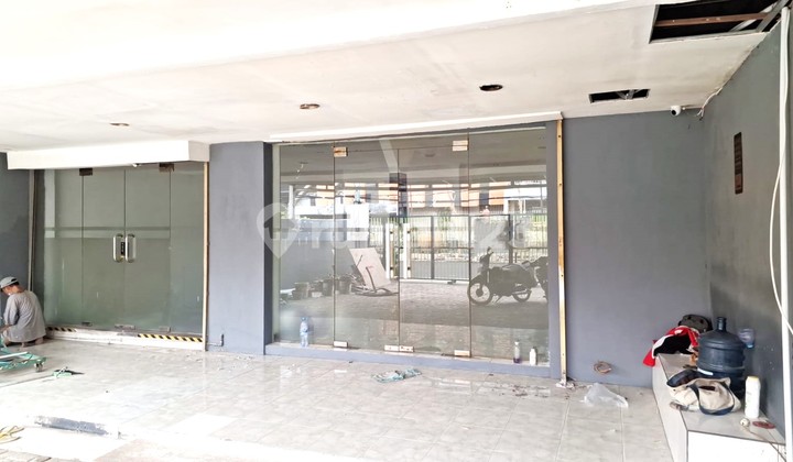 Surabaya City Center Commercial Property Suitable for Office, Bank Surabaya City Center Commercial Property Suitable for Office, Bank