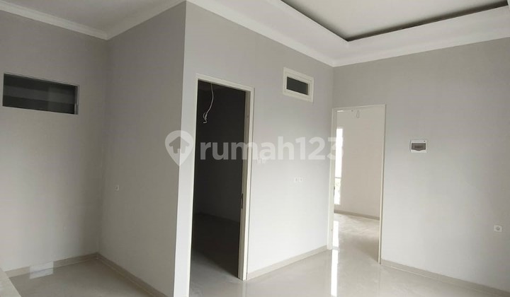 Rumah Hook Sutorejo Timur: Investasi Terbaik di Surabaya! 2