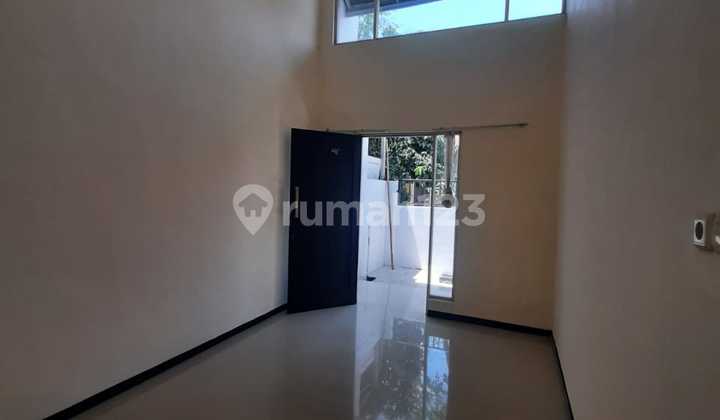 For Sale, Sun Beach Ready-to-Live-in House 2