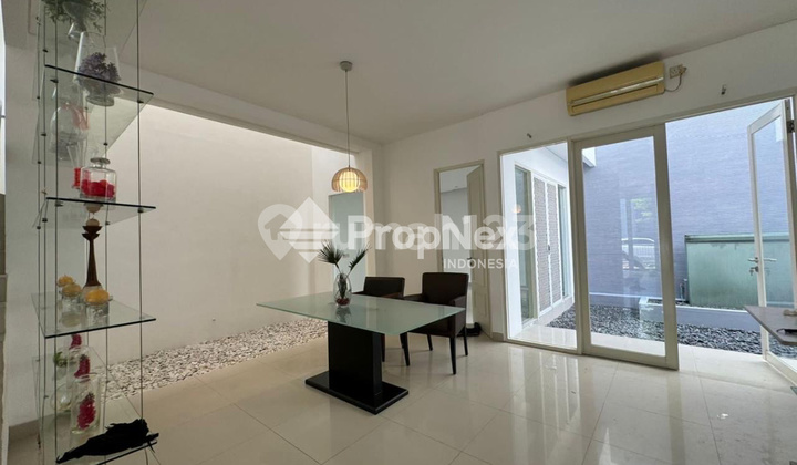 Dijual Murah Rumah San Antonio Dekat Pakuwon City 2