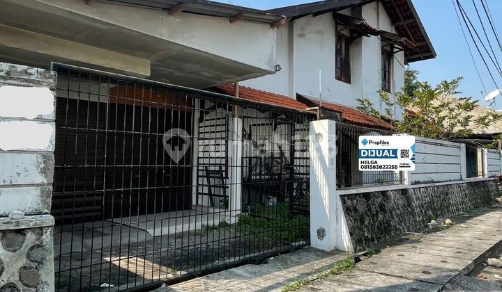 Rumah Luas Dukuh Kupang Timur, Renovasi Jadi Hunian Impian Rumah Luas Dukuh Kupang Timur, Renovasi Jadi Hunian Impian