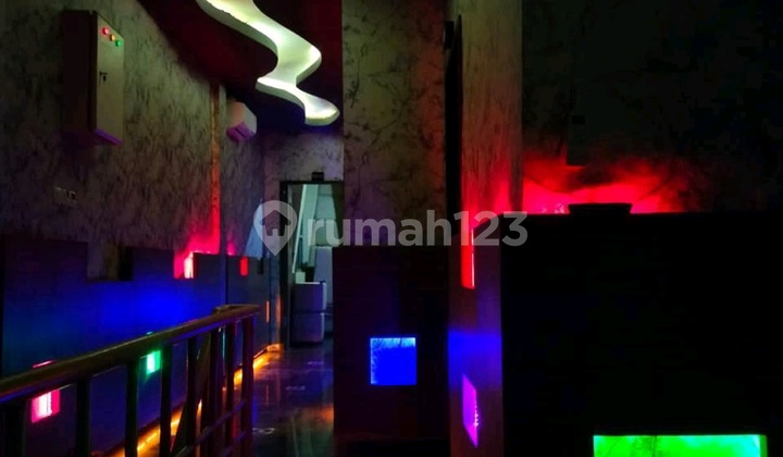 For Sale/For Rent Ruko Rungkut Ex-Karaoke Cheap Fully Furnished 2