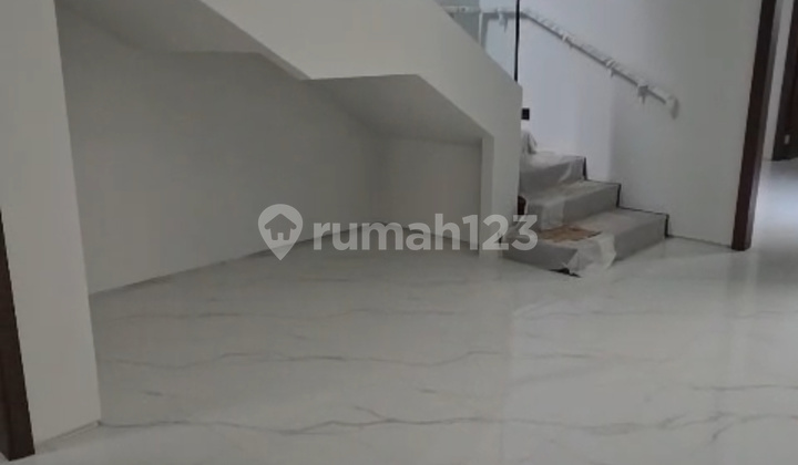 For Sale New Fresh Woodland Citraland Utama 2 Floors Land Area 325m 5 Bedrooms 2