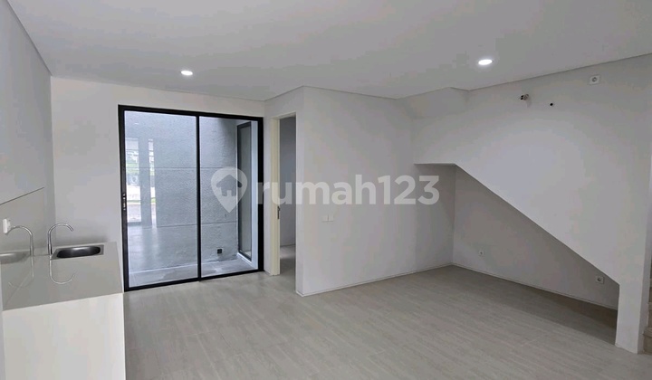 Disewakan Rumah Baru Roftoop View Danau Northwest 5Kt Citraland 2