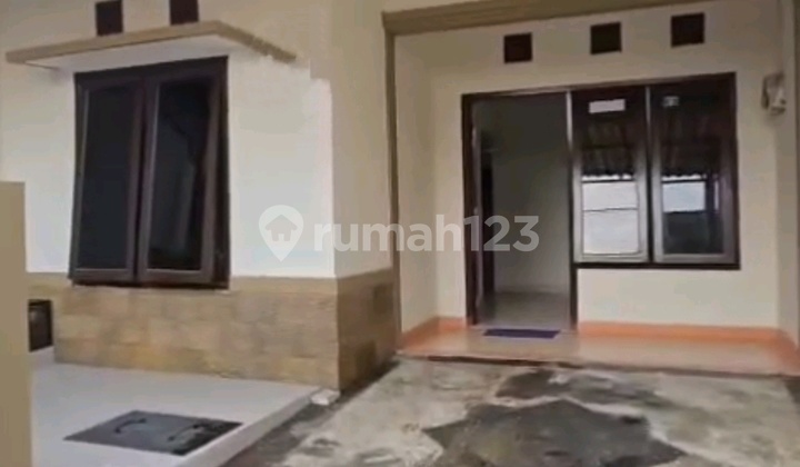 FOR SALE COZY HOUSE IN MANUKAN SURABAYA UNDER 1 M 2